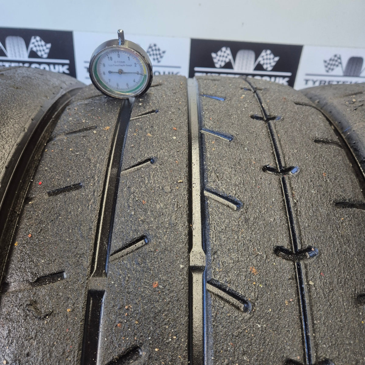 Yokohama Advan A052 235/40/18 Semi Slicks. (Set)