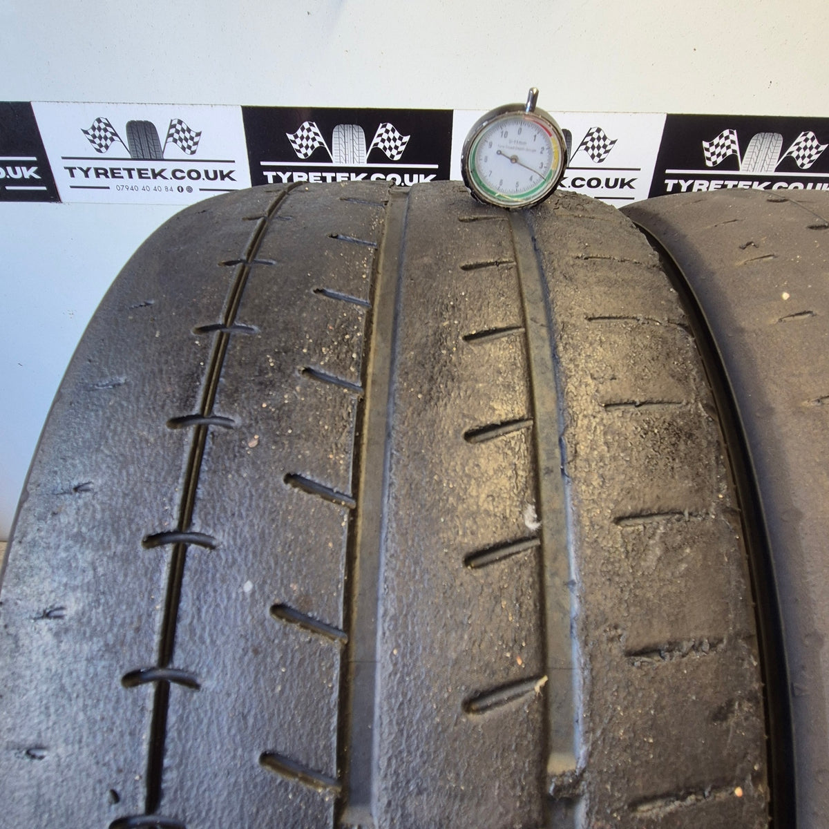 Yokohama A052 265/35/18 Trackday Semi Slick Tyres (Pair 6)