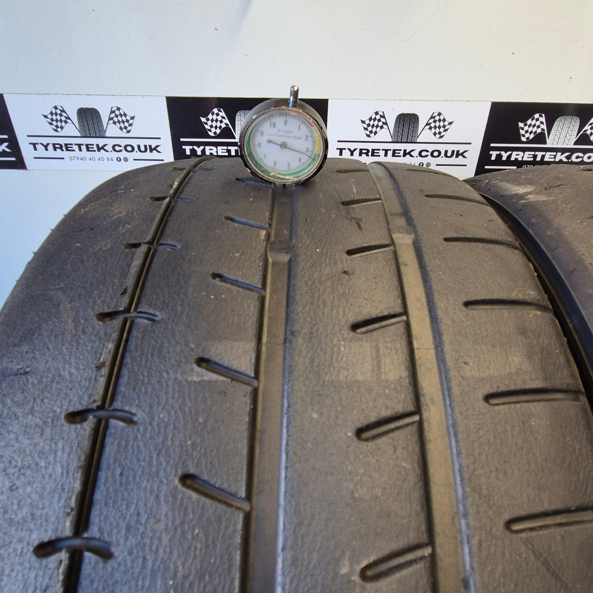 Yokohama A052 265/35/18 Trackday Semi Slick Tyres (Pair 7)
