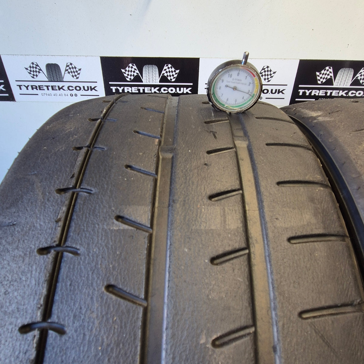 Yokohama A052 265/35/18 Trackday Semi Slick Tyres (Pair 7)