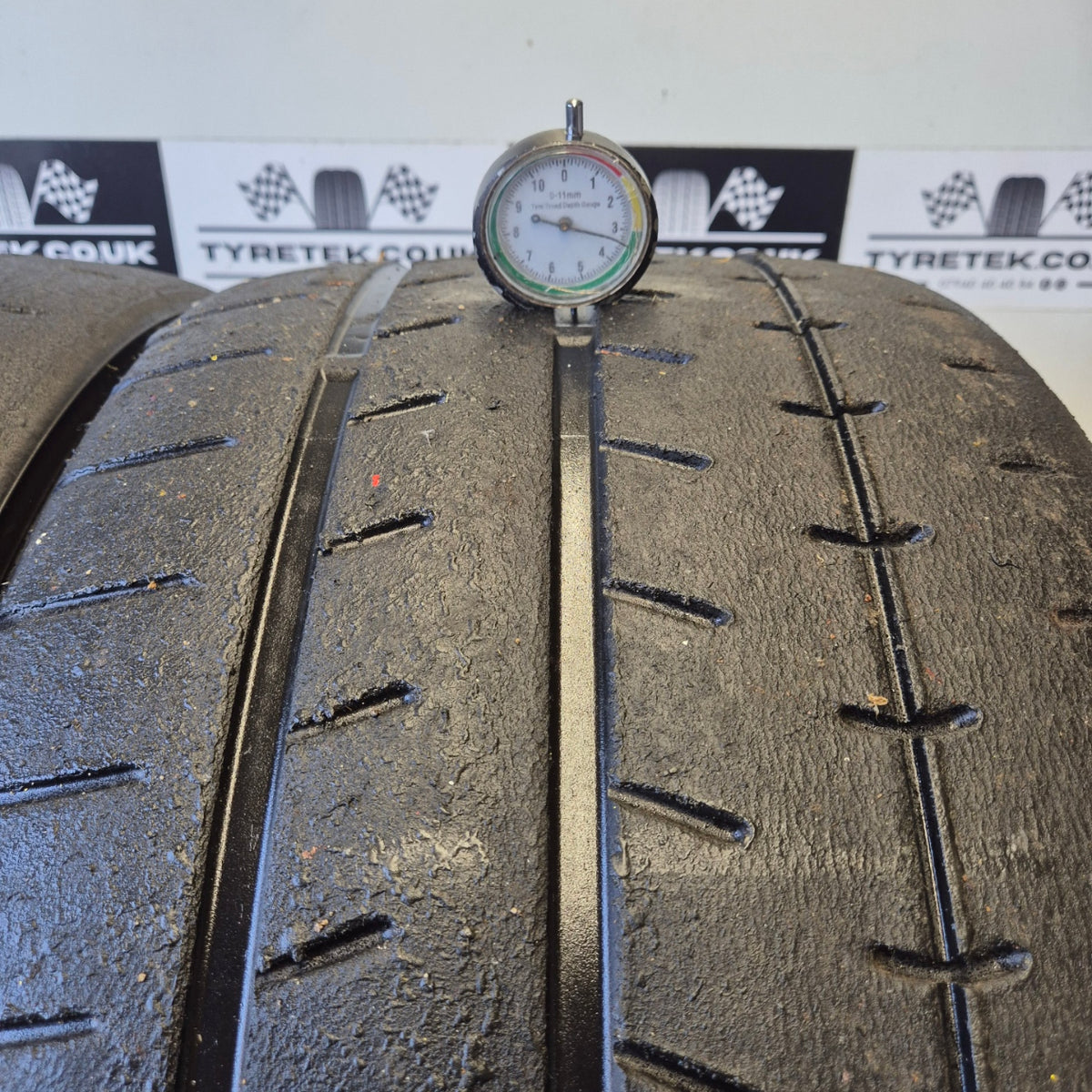 Yokohama A052 265/35/18 Trackday Semi Slick Tyres (Pair 8)