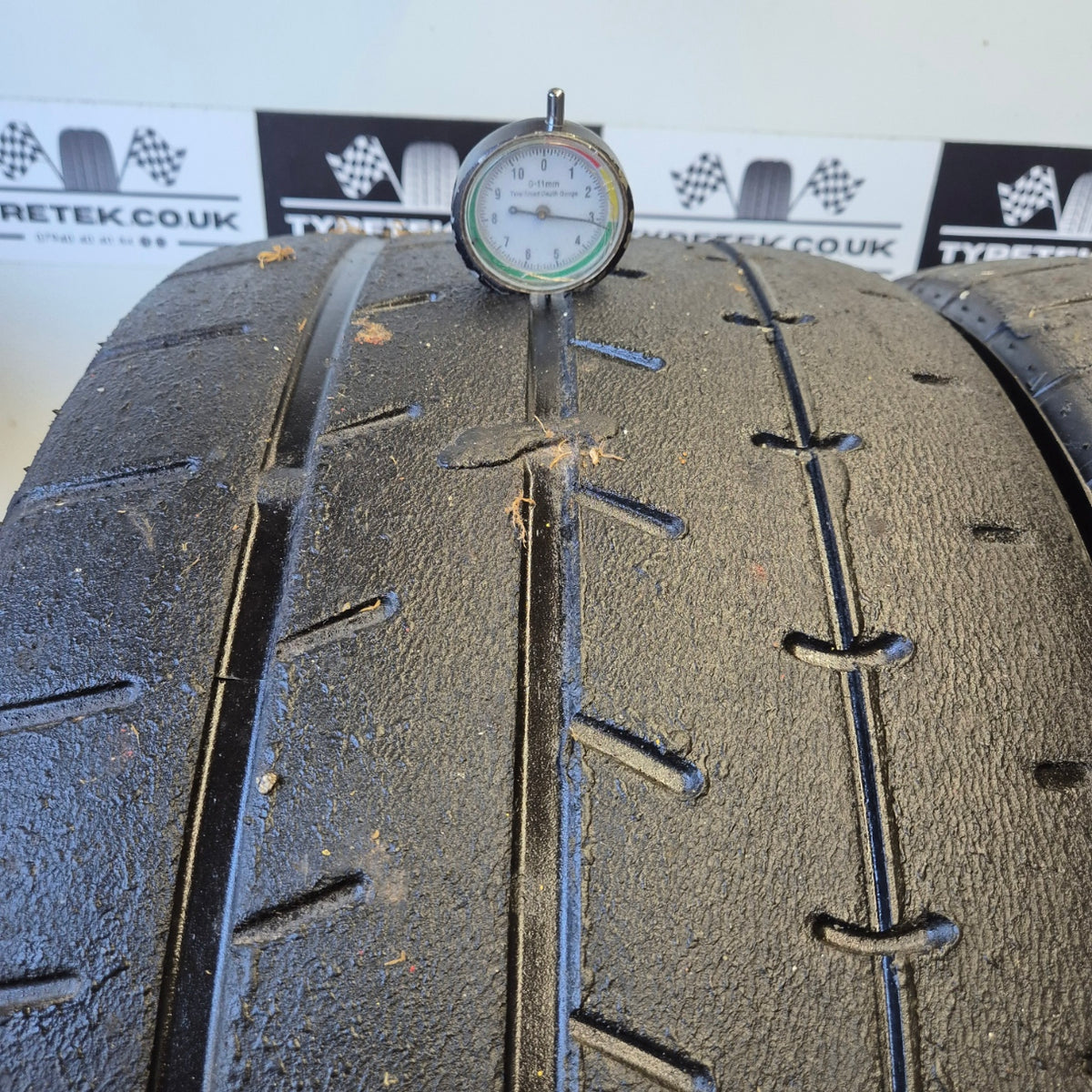 Yokohama A052 265/35/18 Trackday Semi Slick Tyres (Pair 8)