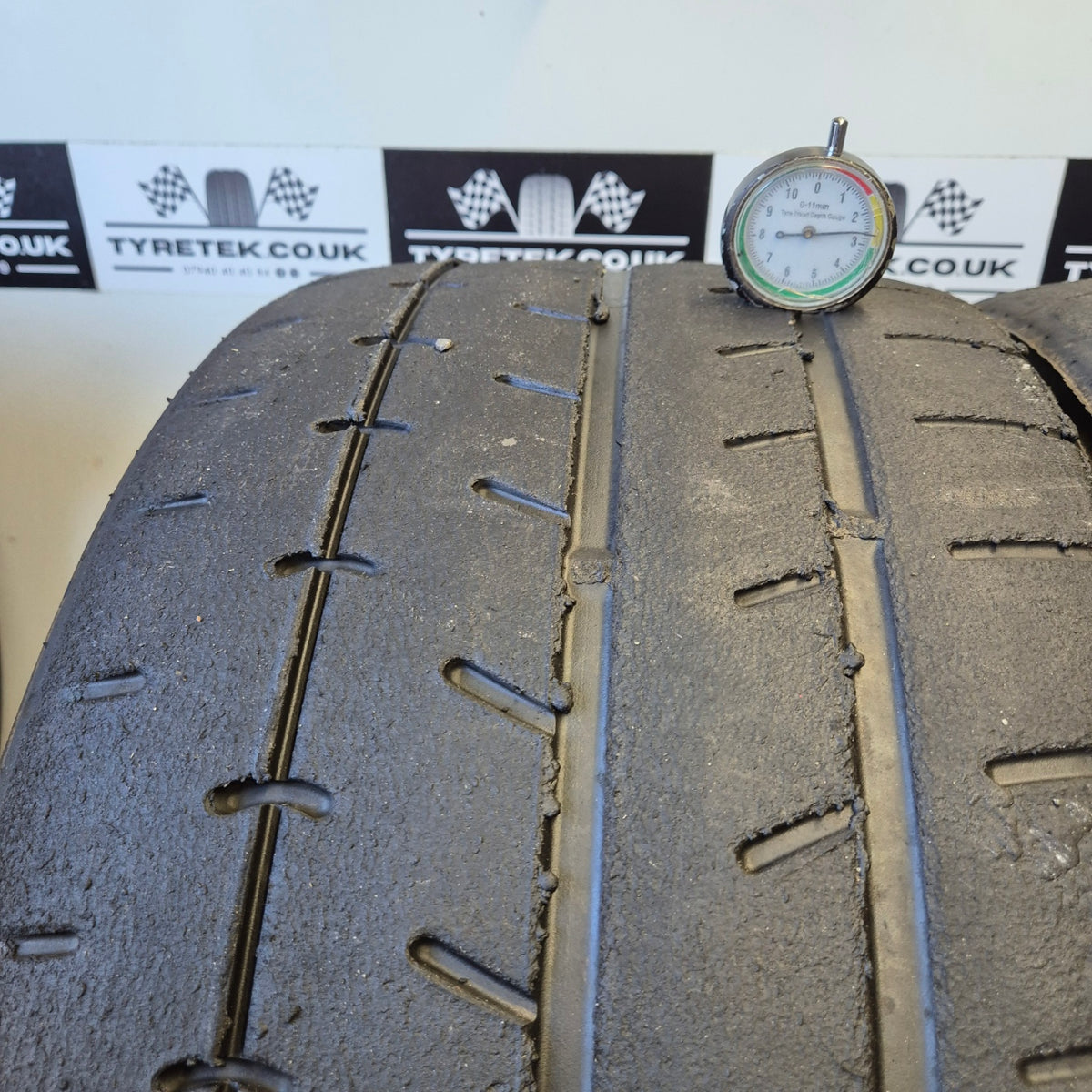 Yokohama A052 265/35/18 Trackday Semi Slick Tyres (Pair 9)