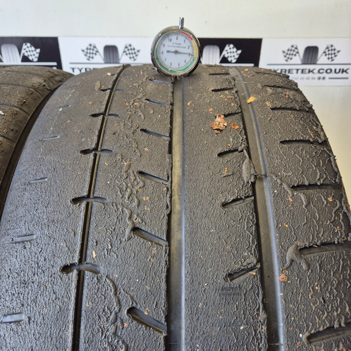 Yokohama A052 265/35/18 Trackday Semi Slick Tyres (Pair 10)