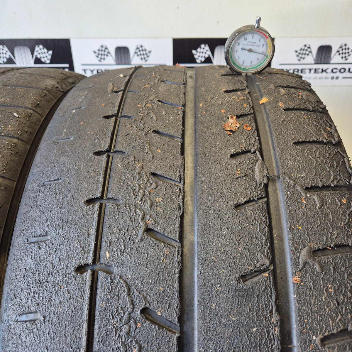 Yokohama A052 265/35/18 Trackday Semi Slick Tyres (Pair 10)