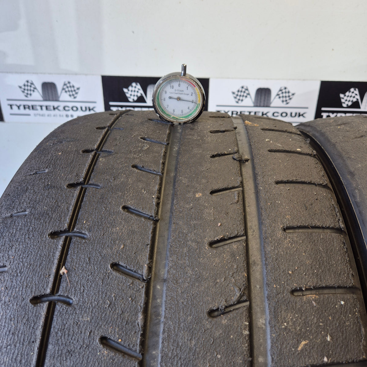 Yokohama A052 265/35/18 Trackday Semi Slick Tyres (Pair 11)