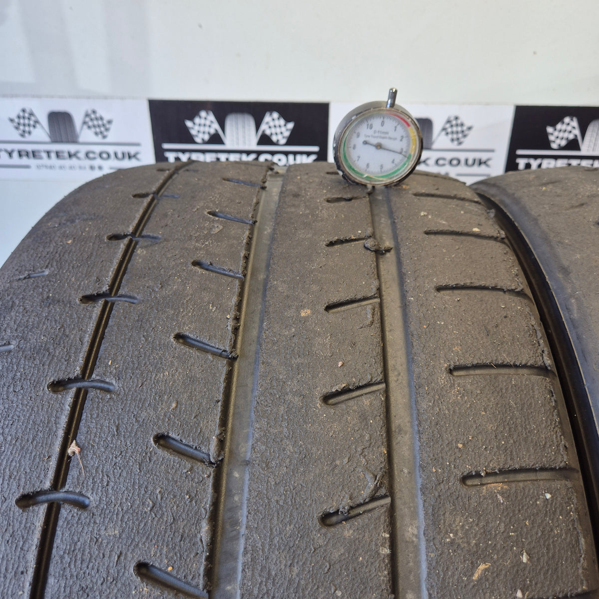 Yokohama A052 265/35/18 Trackday Semi Slick Tyres (Pair 11)