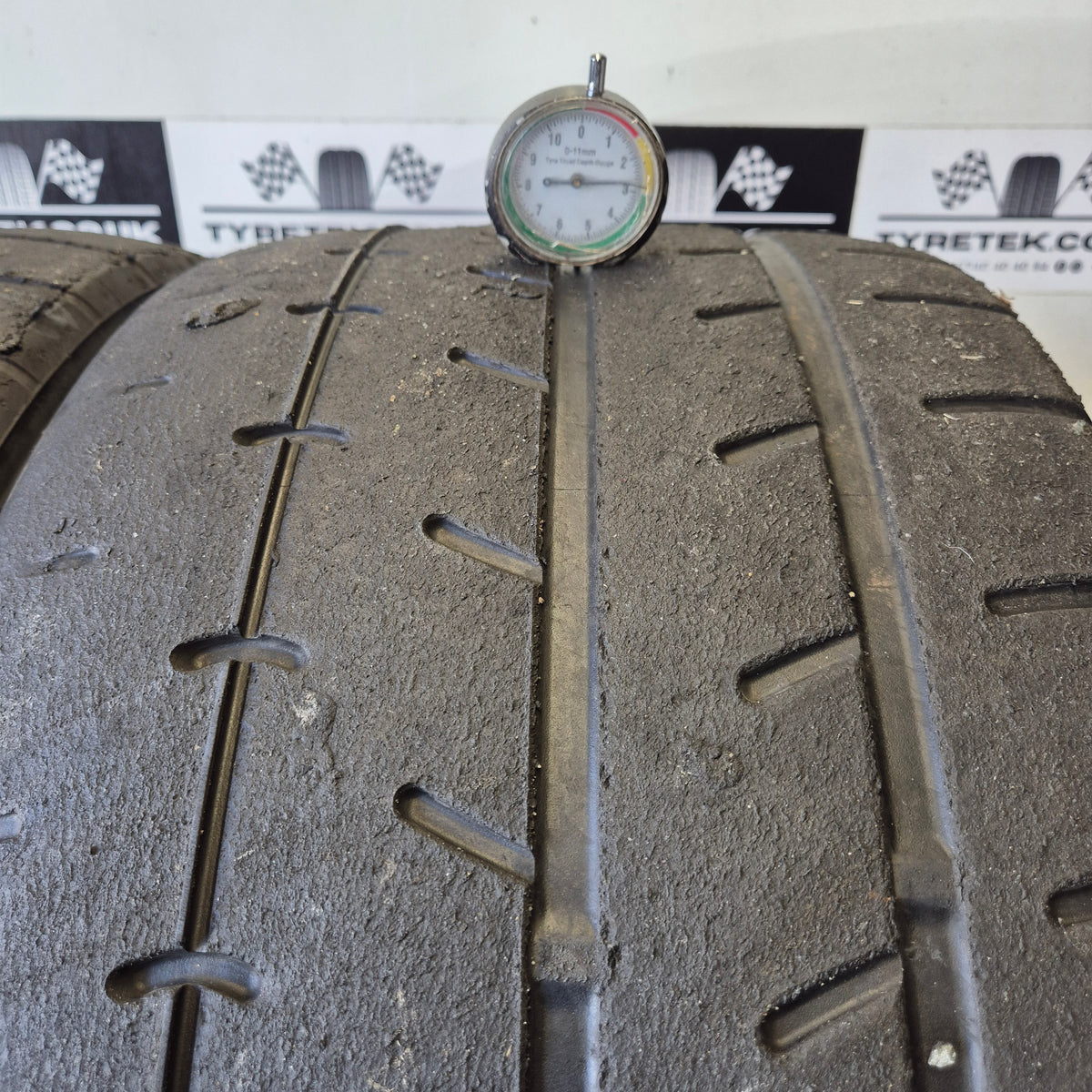 Yokohama A052 265/35/18 Trackday Semi Slick Tyres (Pair 11)
