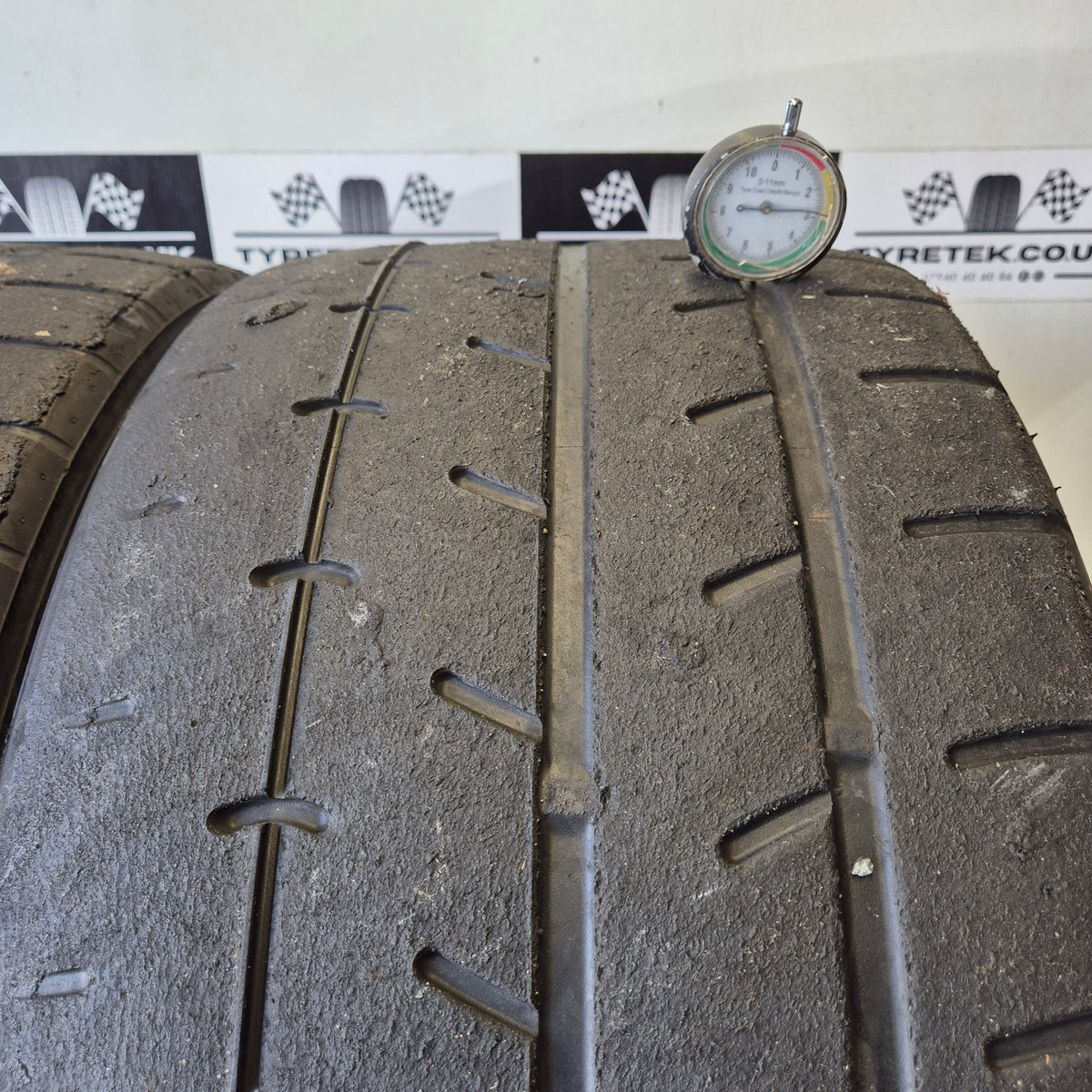 Yokohama A052 265/35/18 Trackday Semi Slick Tyres (Pair 11)
