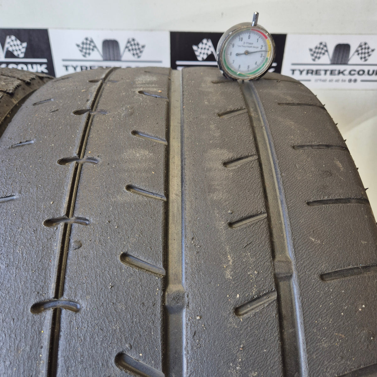 Yokohama A052 265/35/18 Trackday Semi Slick Tyres (Pair 12)