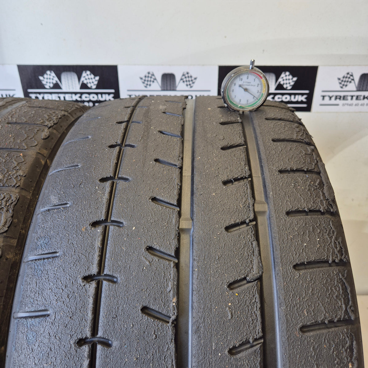 Yokohama A052 265/35/18 Trackday Semi Slick Tyres (Pair 14)