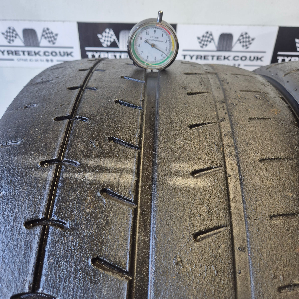 Yokohama A052 265/35/18 Trackday Semi Slick Tyres (Pair 18)