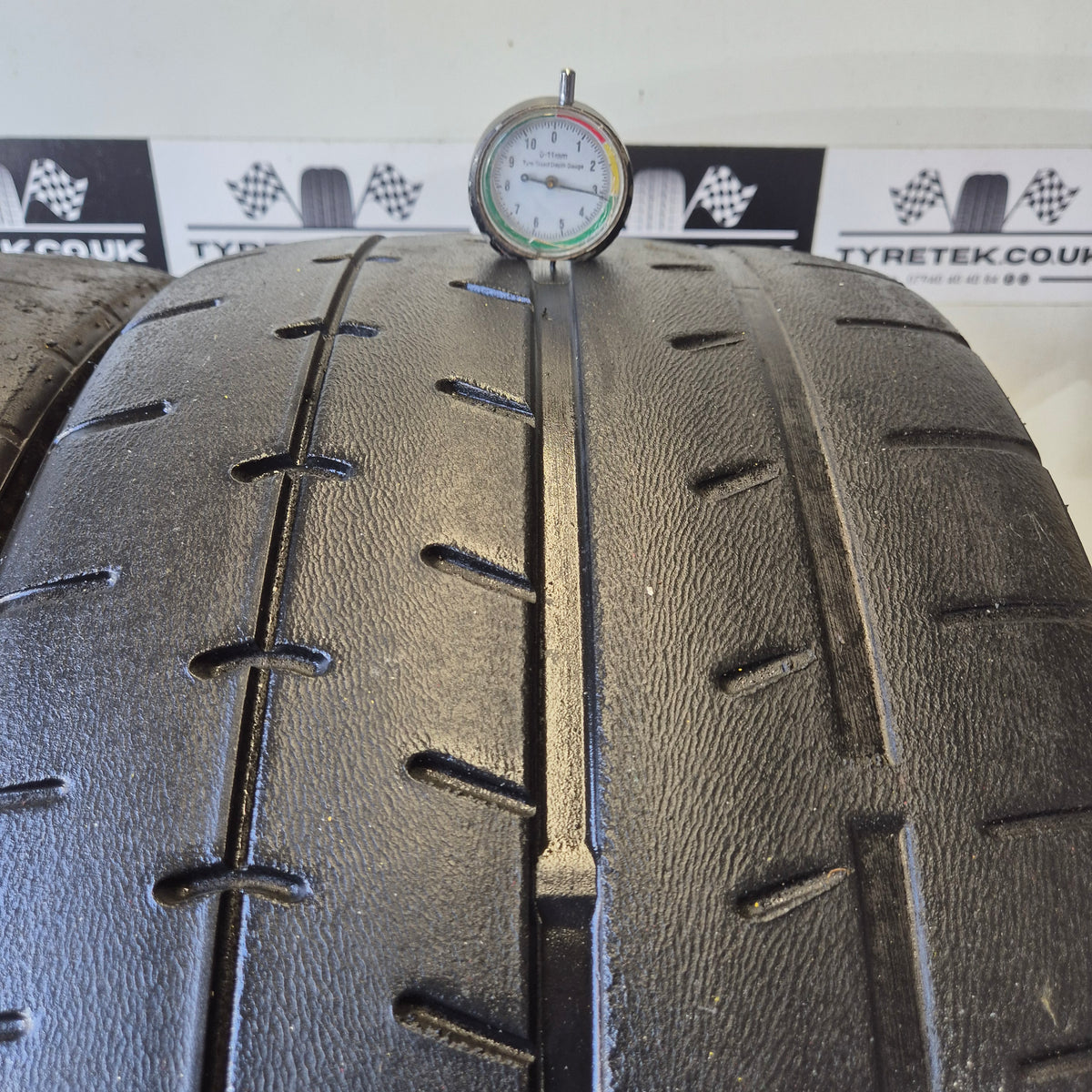 Yokohama A052 265/35/18 Trackday Semi Slick Tyres (Pair 18)
