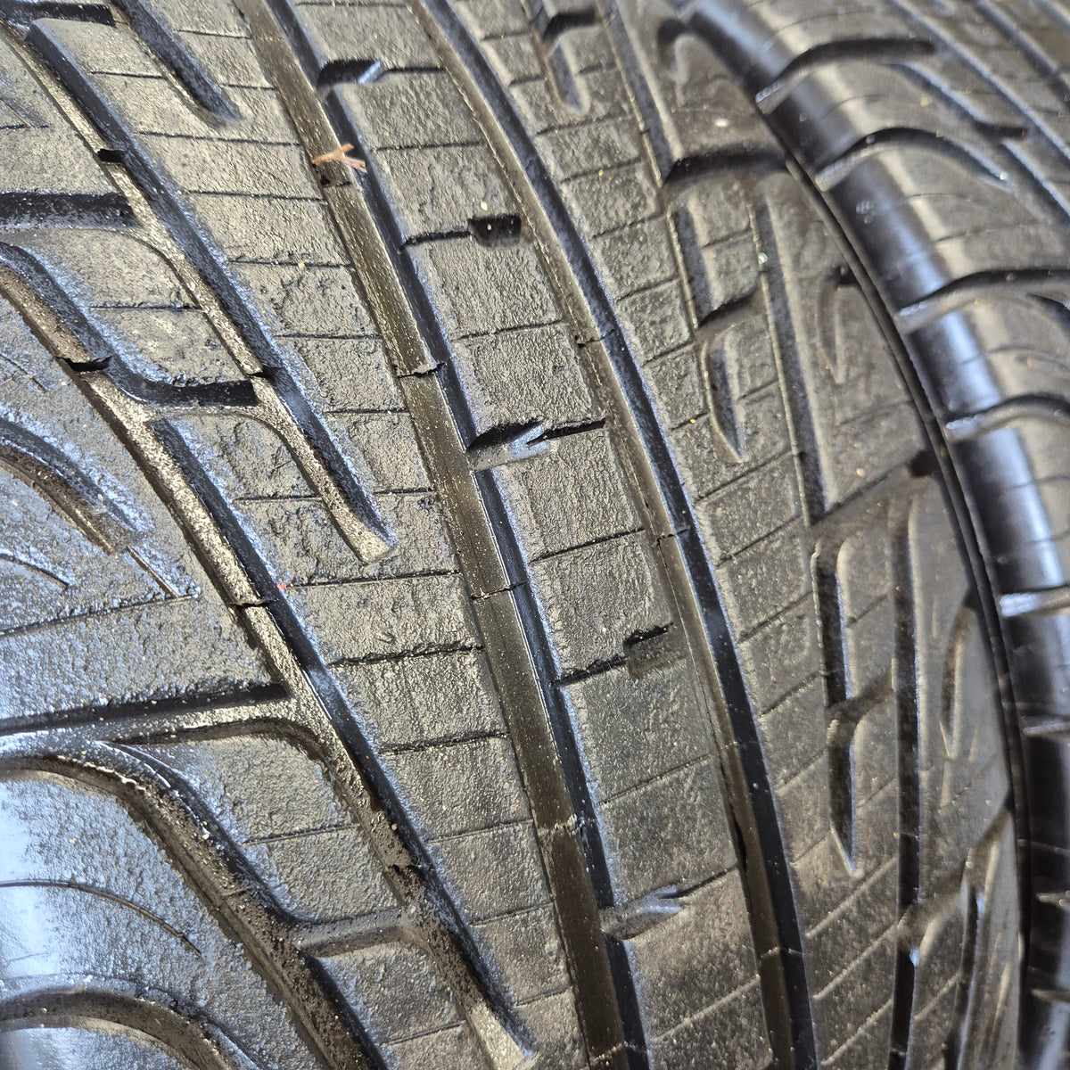 Michelin 18/58/15 (195/50/15) P2L Racing Wet Tyres.