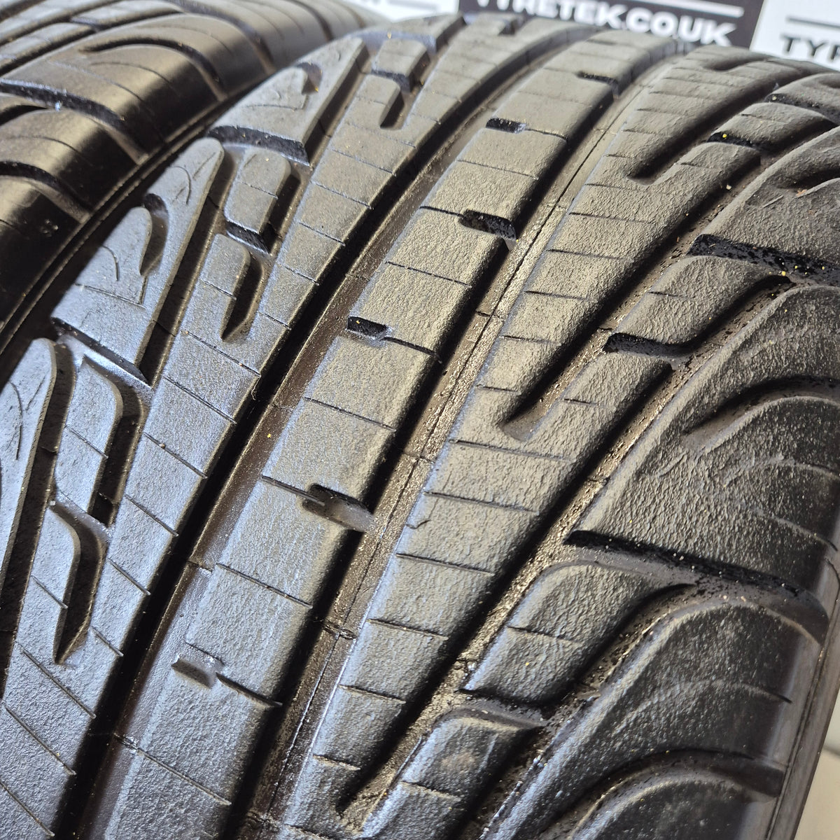 Michelin 18/58/15 (195/50/15) P2L Racing Wet Tyres.