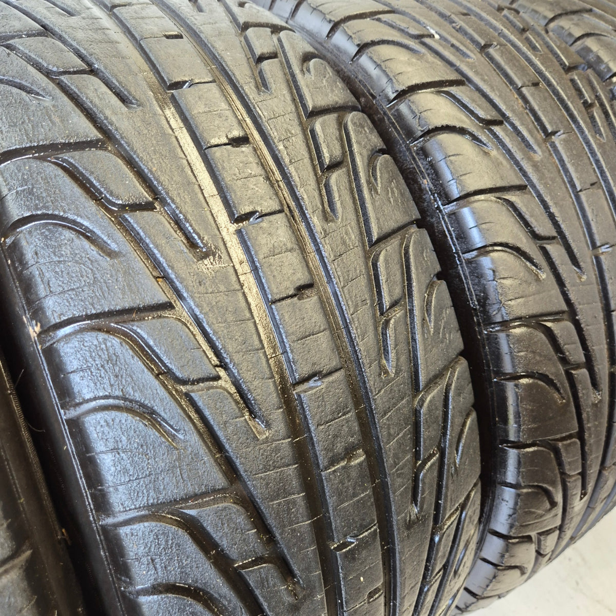 Michelin 18/58/15 (195/50/15) P2L Racing Wet Tyres. (4 Tyres)