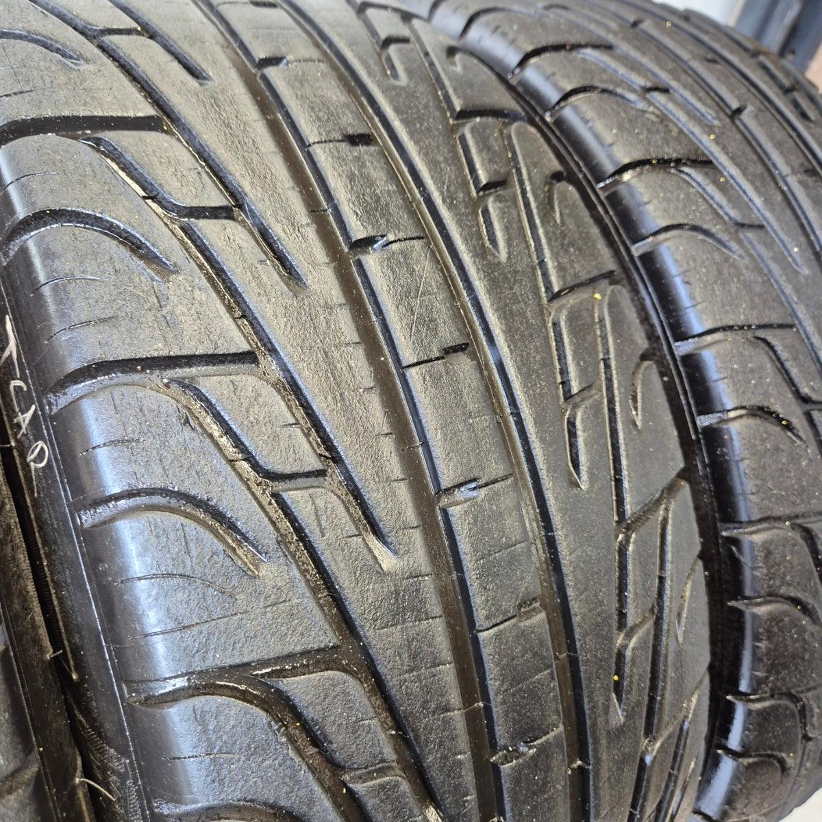 Michelin 18/58/15 (195/50/15) P2L Racing Wet Tyres. (4 Tyres)
