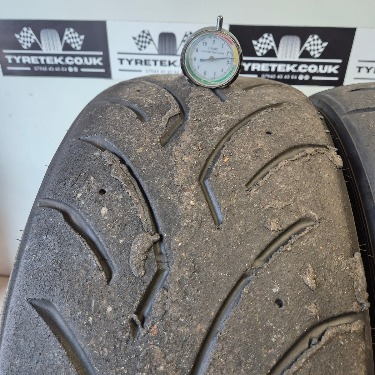 Dunlop 215/45/17 Direzza DZ03G Semi-Slick Racing Trackday/Race Tyres. Set of 4