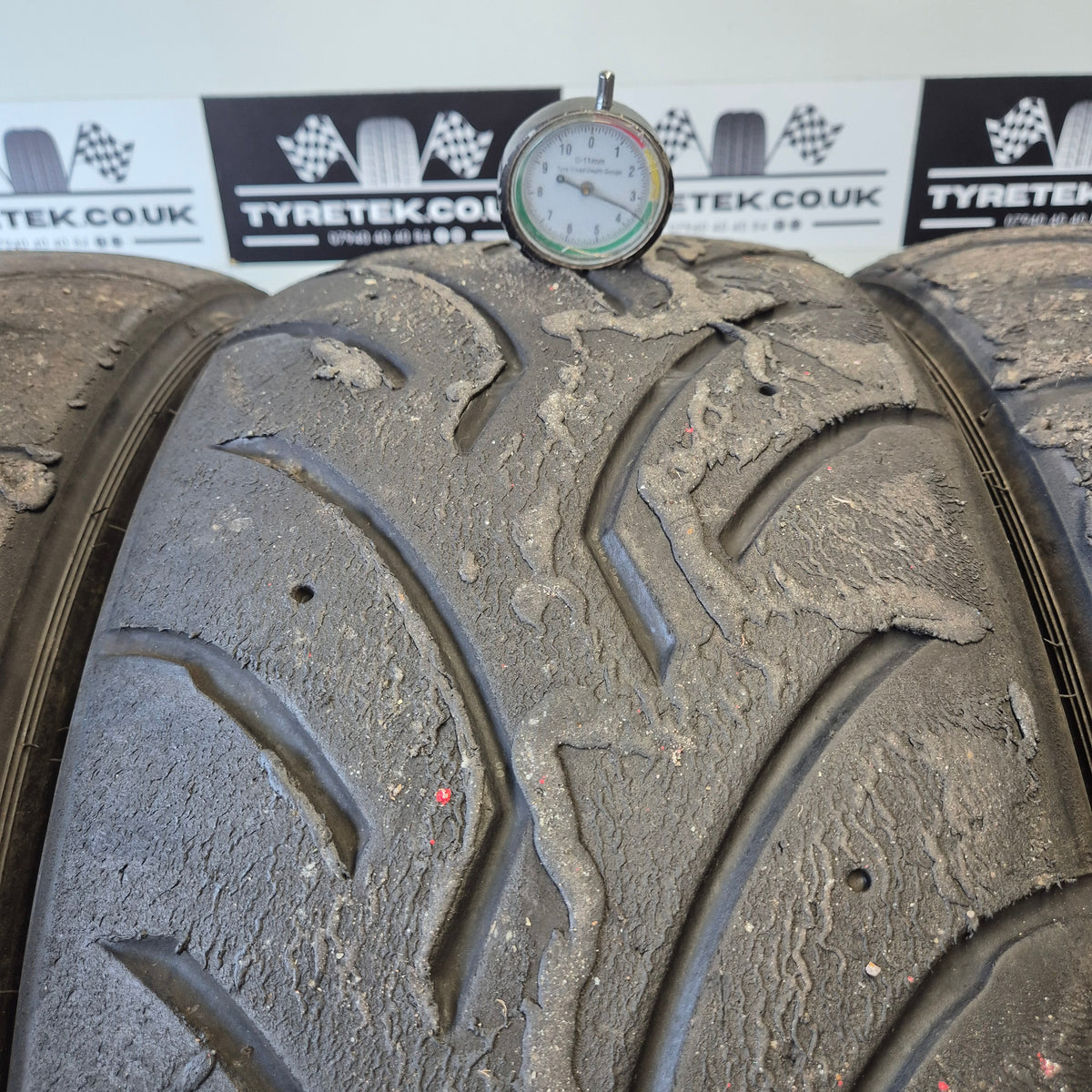 Dunlop 215/45/17 Direzza DZ03G Semi-Slick Racing Trackday/Race Tyres. Set of 4