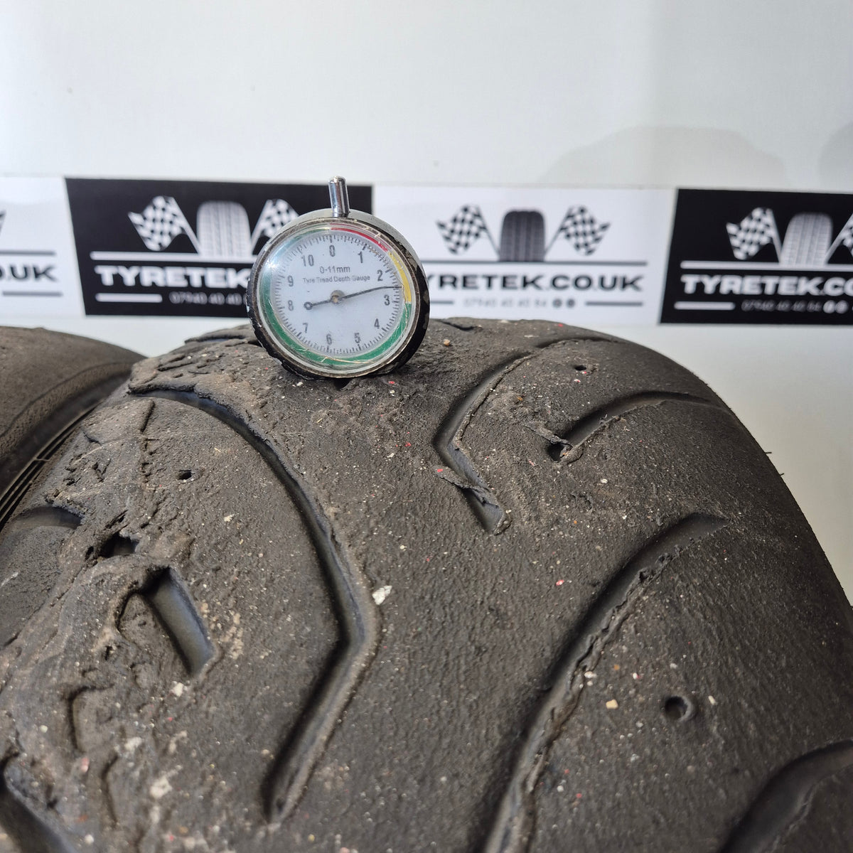 Dunlop 215/45/17 Direzza DZ03G Semi-Slick Racing Trackday/Race Tyres. Set of 4