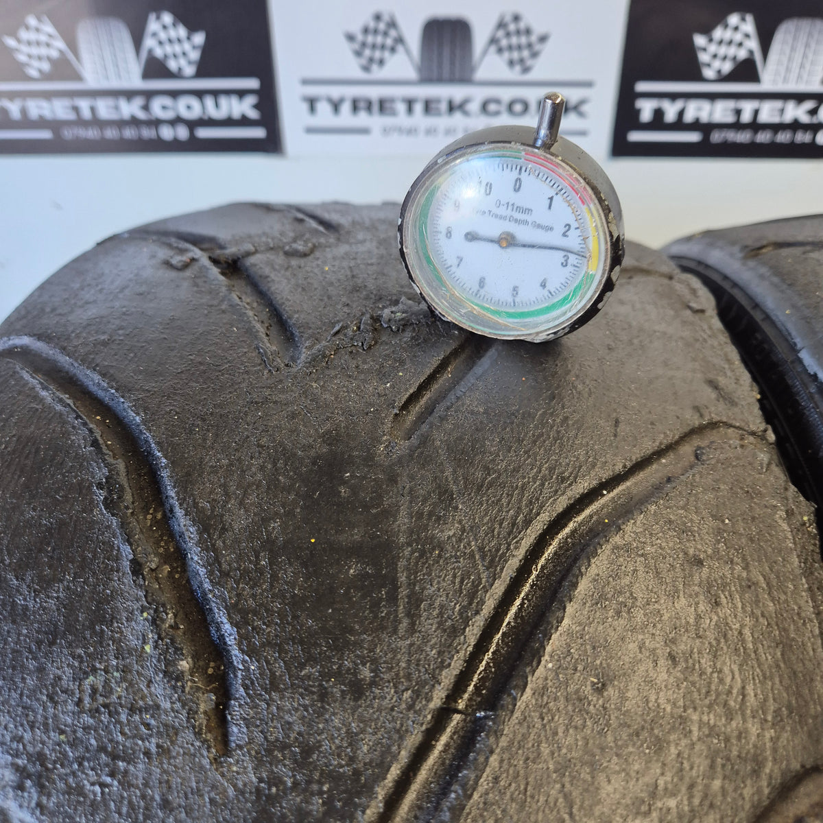 Avon ZZR 215/40/17 Semi Slick Trackday Tyres. (Set of 4)