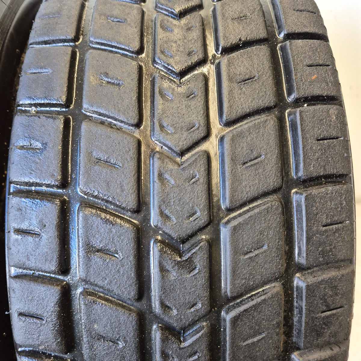 Avon 180/565/13 Wet Racing / Trackday Tyres (Pair)