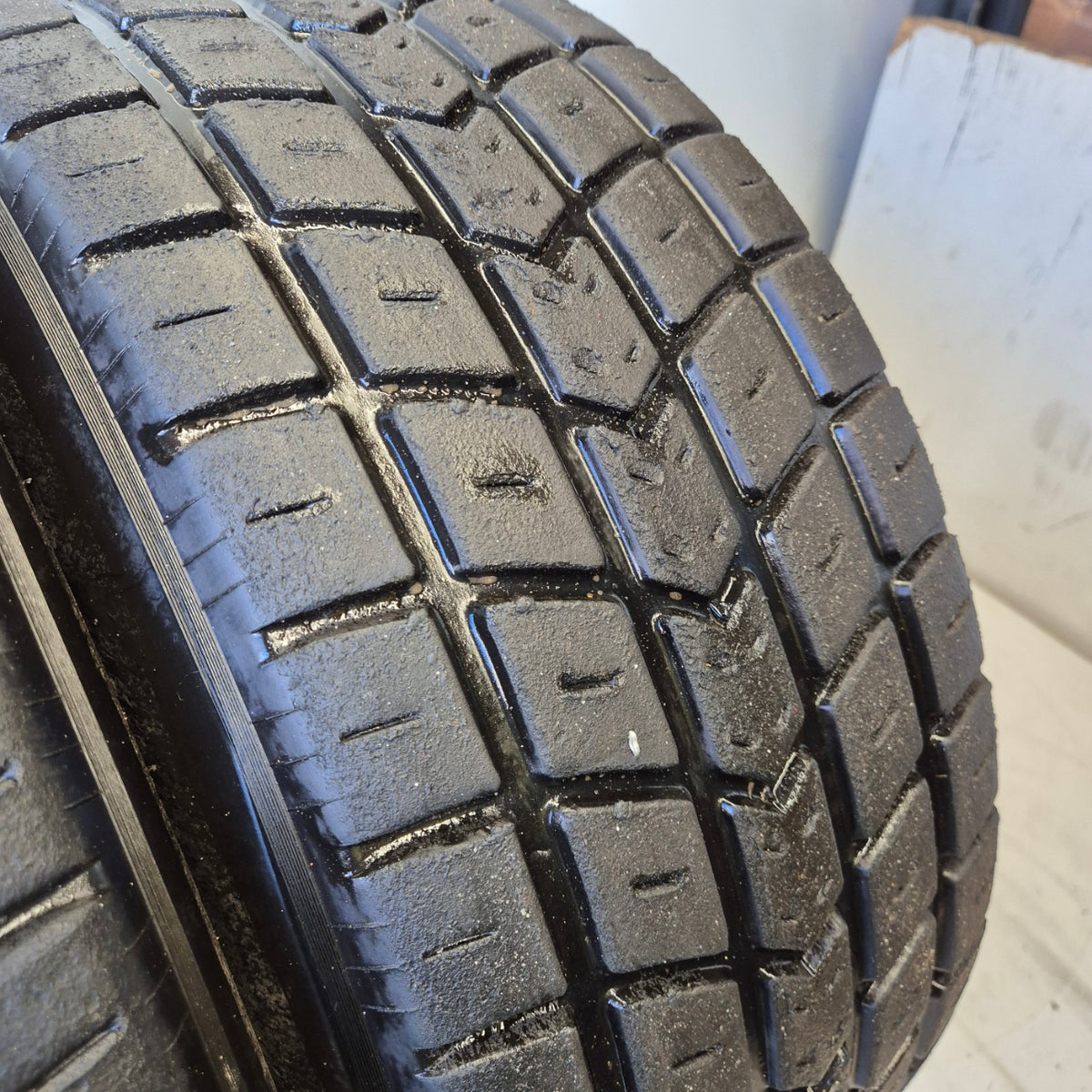 Avon 180/565/13 Wet Racing / Trackday Tyres (Pair)