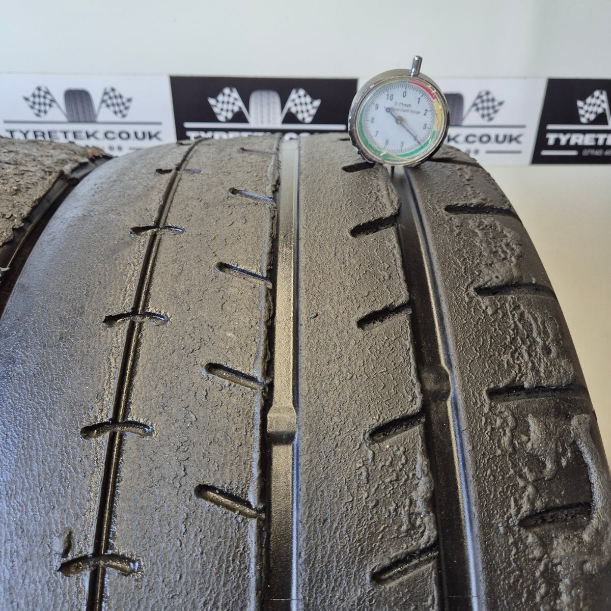 Yokohama Advan A052 245/40/18 Semi Slicks