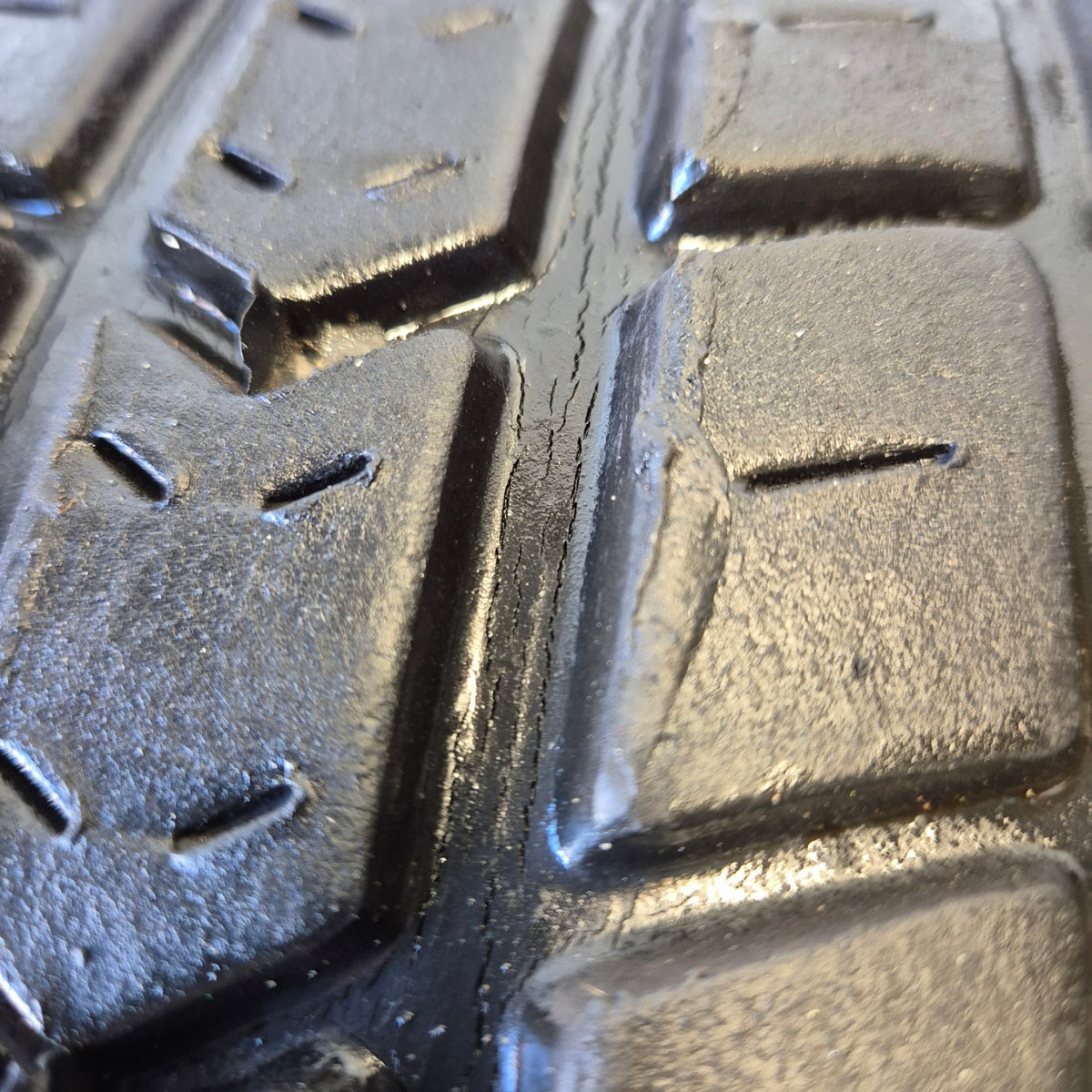 Avon 160/53/13 Wet Racing Tyres (Pair)