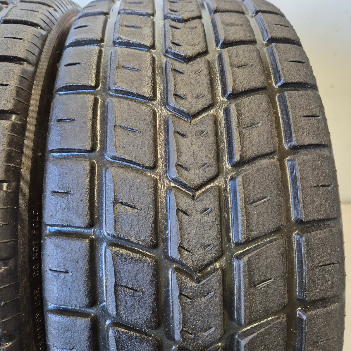 Avon 160/53/13 Wet Racing Tyres (Pair)