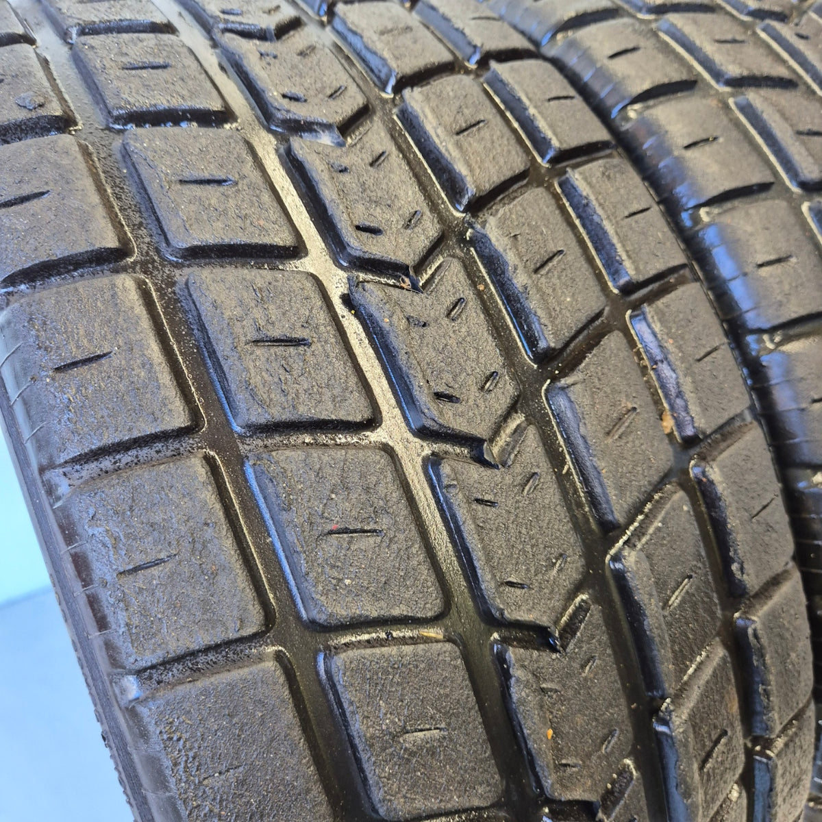 Avon 160/53/13 Wet Racing Tyres (Pair)