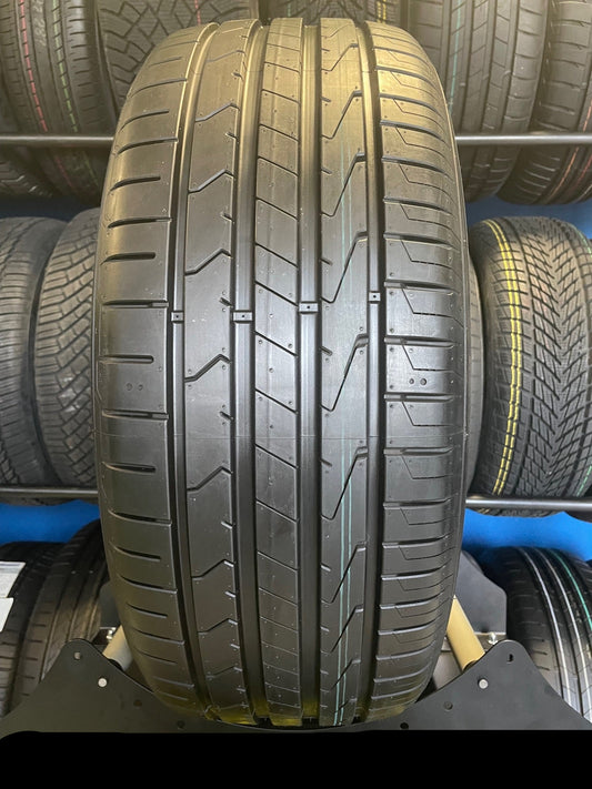 Hankook Ventus Prime 3 215/60/17 96H. New.