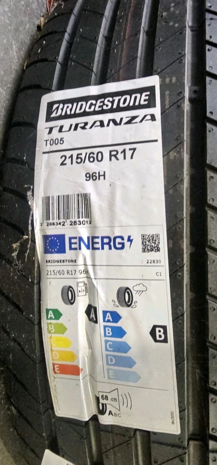 Bridgestone Turanza T005 215/60 R17 96H. (New)