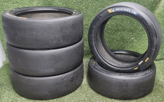 Michelin 20/61/17 ex Clio Cup Slicks (200/45/17) Grade B