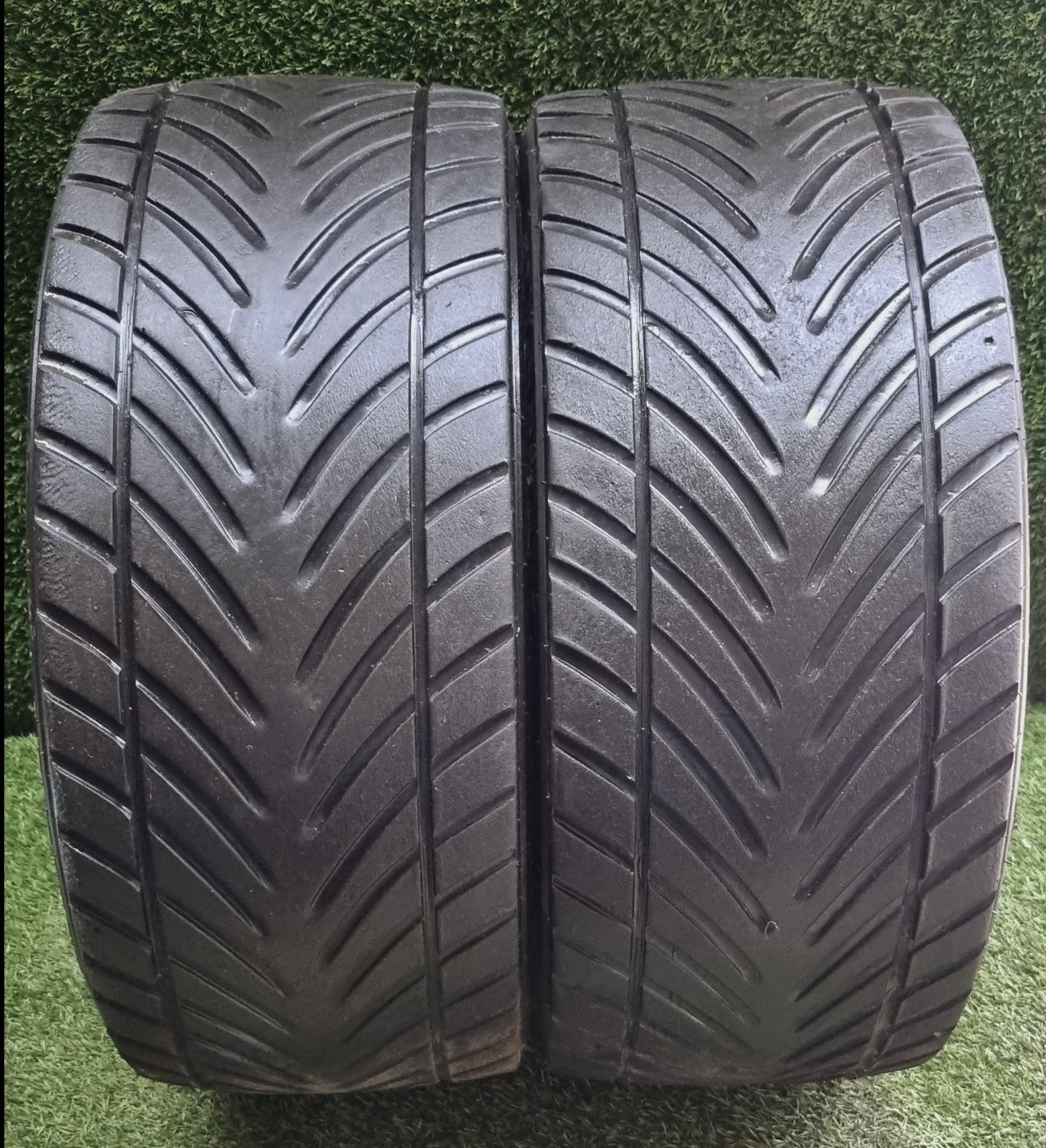 Avon 240/64/18 Wet Racing Tyres (PAIR)