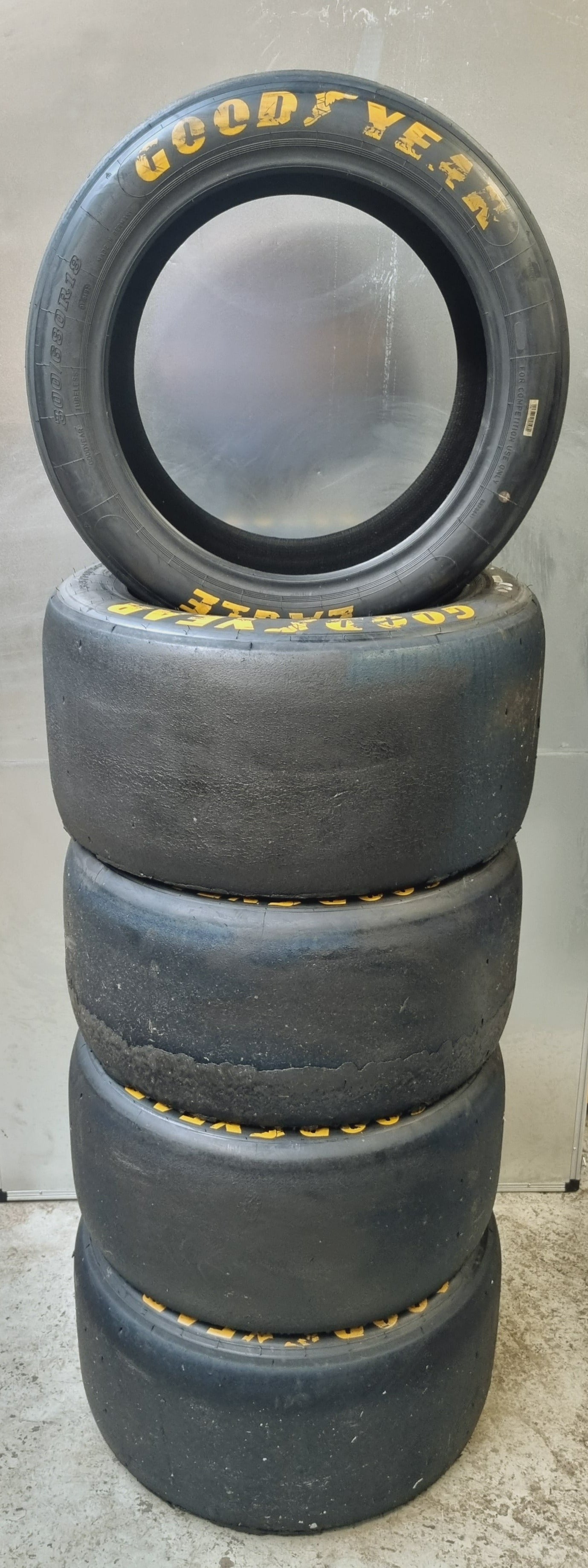 Goodyear (Dunlop) 310/710/18 Slick Racing Tyres
