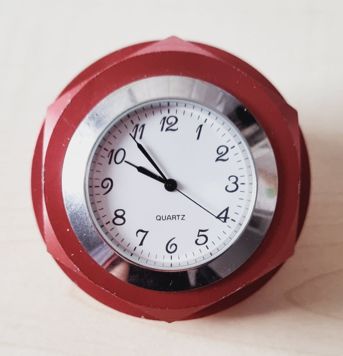 Genuine Williams F1, Formula 1 Wheel Nut Clock. New & Unused